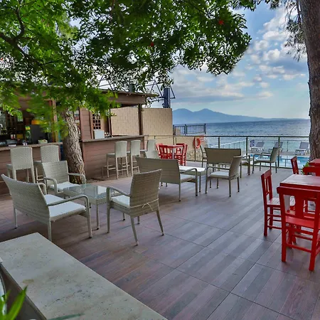 Melis Hotel 2*