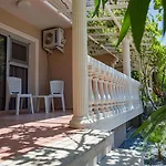 Melis Hotel