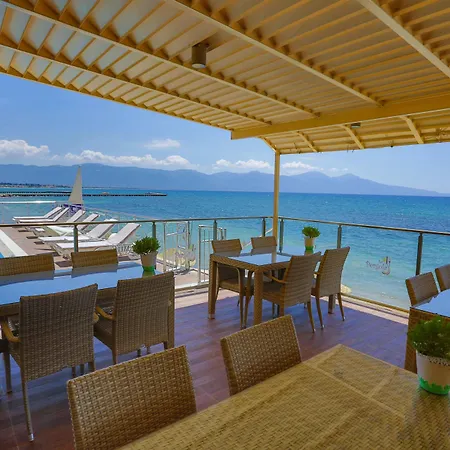 Melis 2* Kuşadası